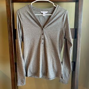 Athleta Women’s Uptempo Ribbed Henley LS Top